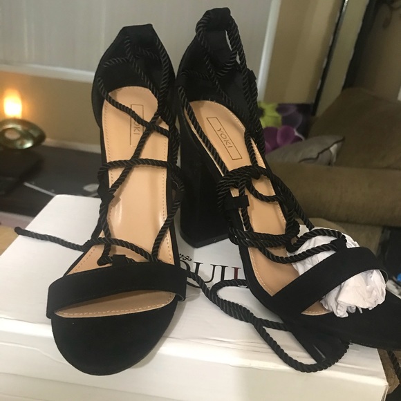 Black Open Toe Lace Up Chunky Heel - Picture 6 of 8